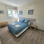 Staynfeel 02 Apartment